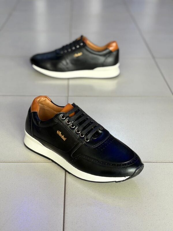 Chaussures fermées – Image 13