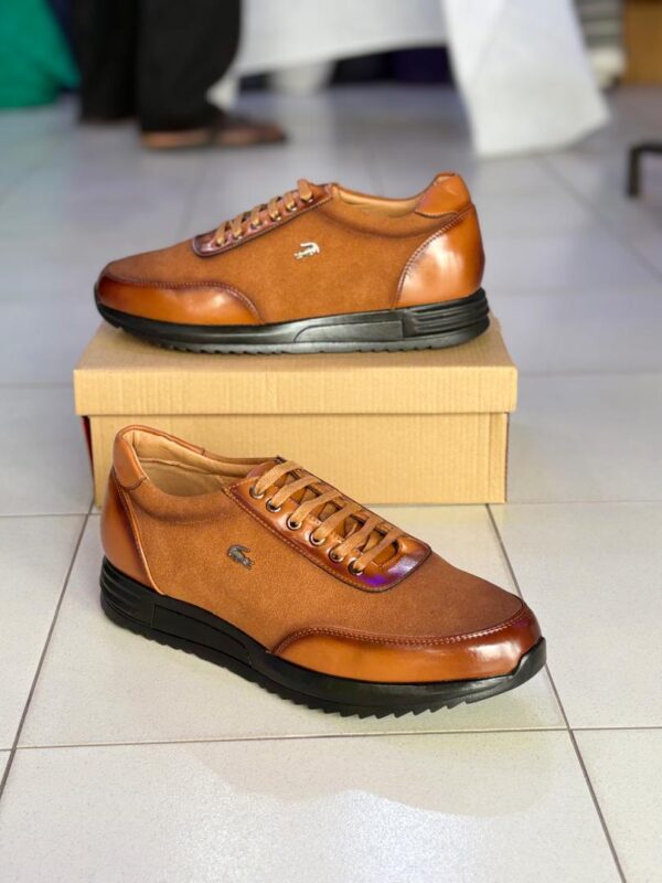 Chaussures fermées – Image 14