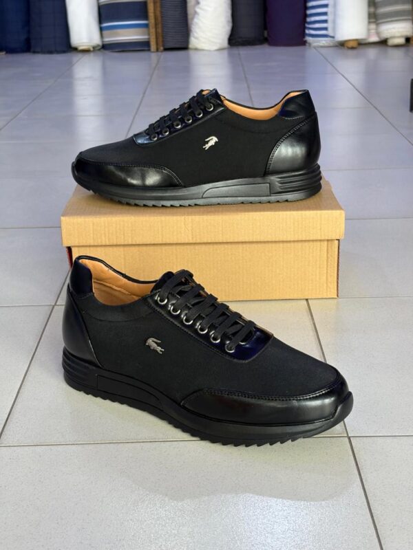Chaussures fermées – Image 12