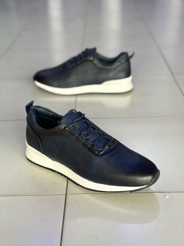 Chaussures fermées – Image 5